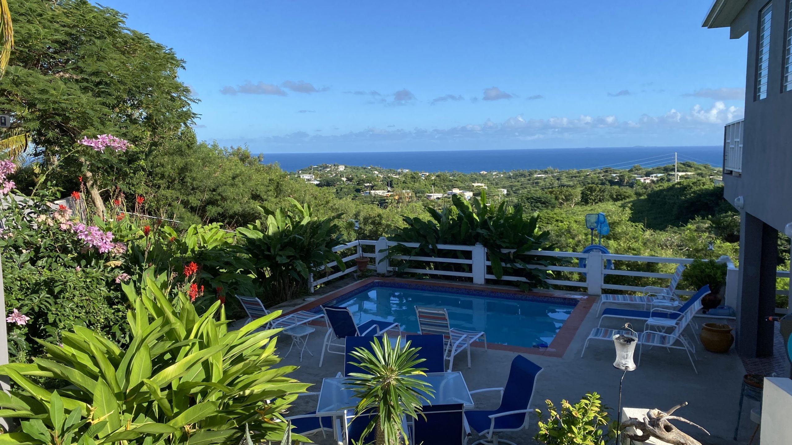 Rainbow Realty, Vieques, PR