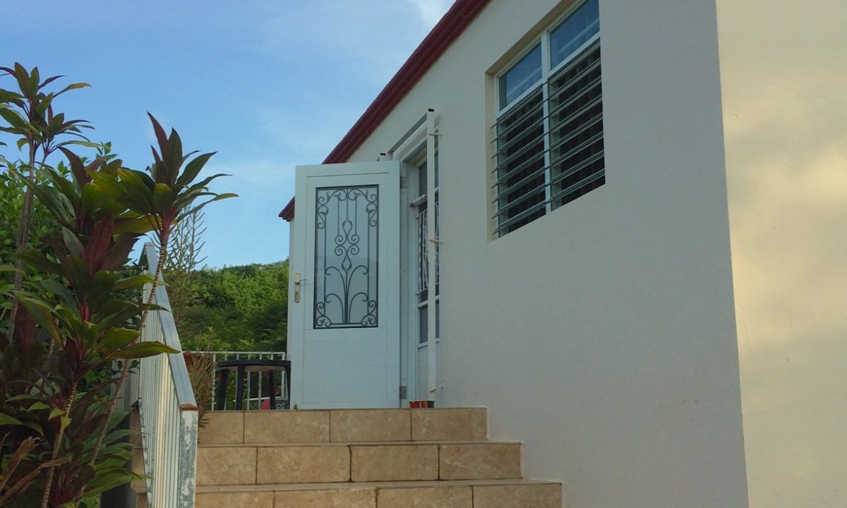 Rainbow Realty, Vieques, PR