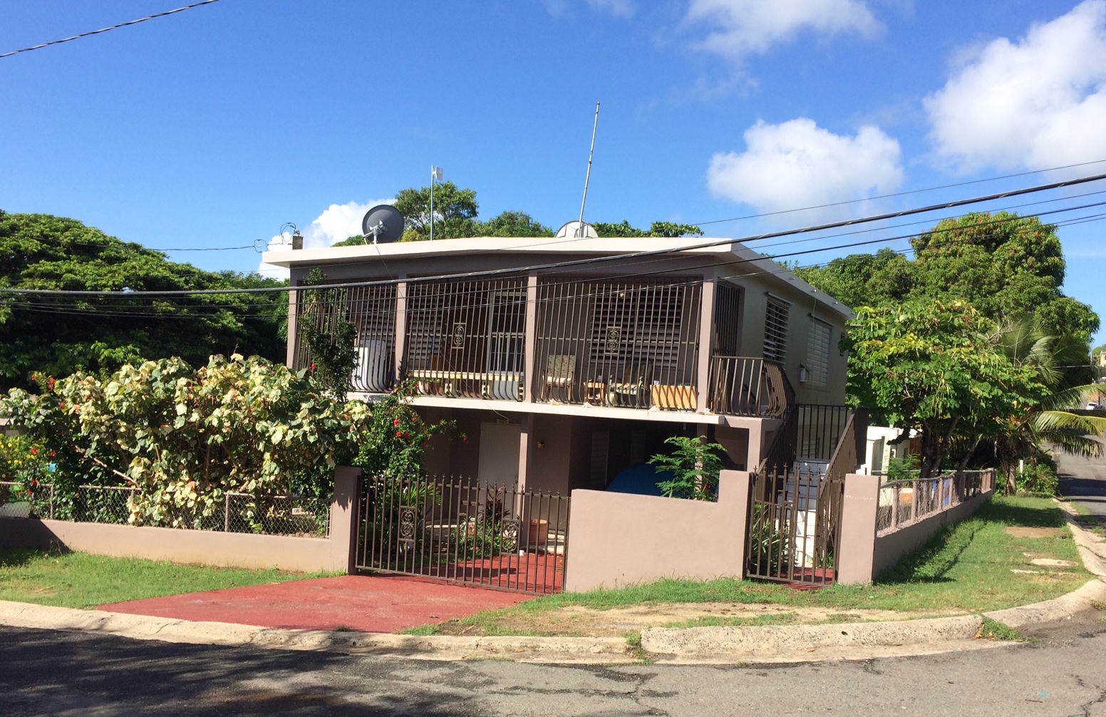 Rainbow Realty, Vieques, PR