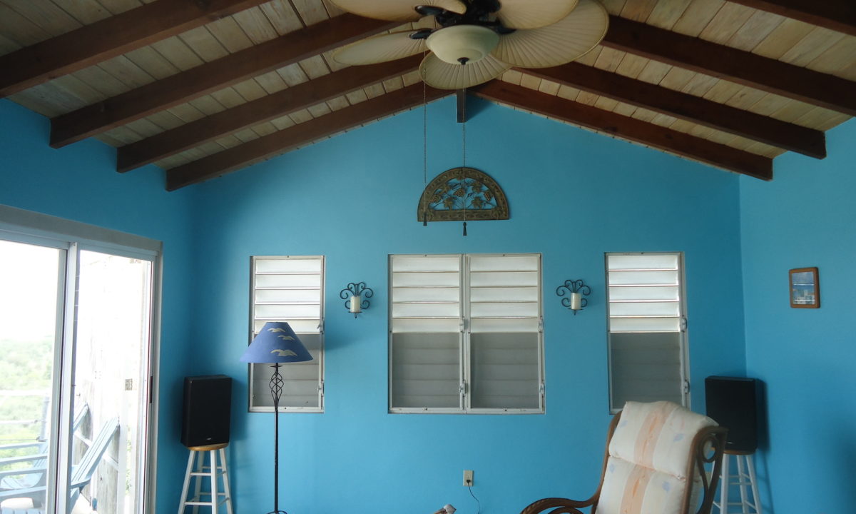 Rainbow Realty, Vieques, PR