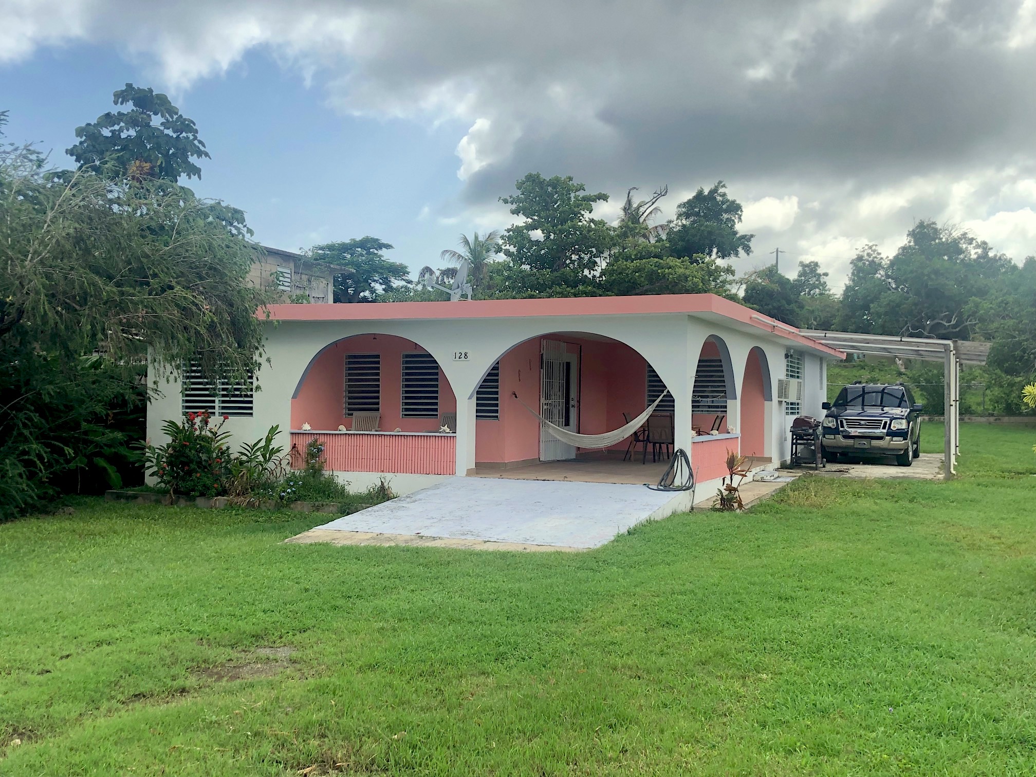 Rainbow Realty, Vieques, PR