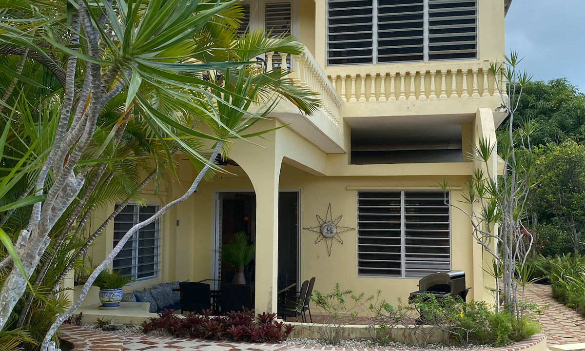 Rainbow Realty, Vieques, PR