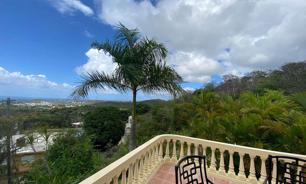 Rainbow Realty, Vieques, PR
