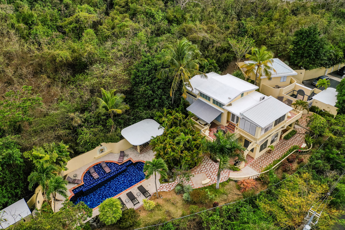 Rainbow Realty, Vieques, PR