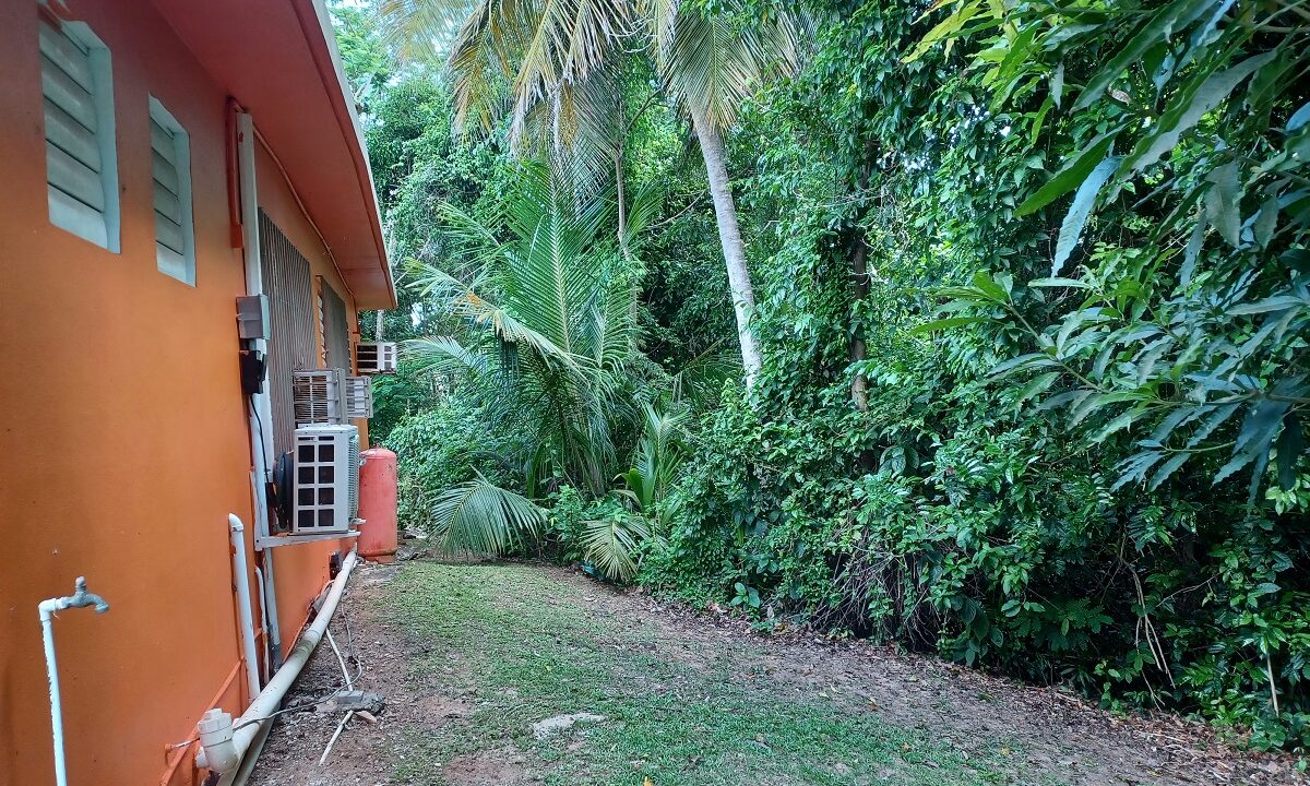 Rainbow Realty, Vieques, PR